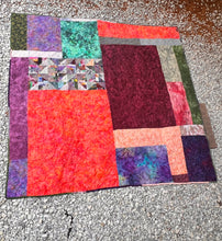 Load image into Gallery viewer, Wandering Path Quilt