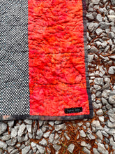 Load image into Gallery viewer, Wandering Path Quilt