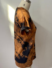 Load image into Gallery viewer, Cracked Shibori Bleach Tee