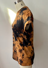 Load image into Gallery viewer, Cracked Shibori Bleach Tee