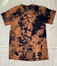 Load image into Gallery viewer, Cracked Shibori Bleach Tee