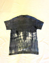 Load image into Gallery viewer, Fault Line Shibori Tee