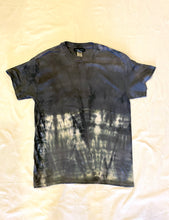 Load image into Gallery viewer, Fault Line Shibori Tee