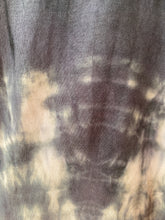 Load image into Gallery viewer, Fault Line Shibori Tee