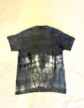 Load image into Gallery viewer, Fault Line Shibori Tee
